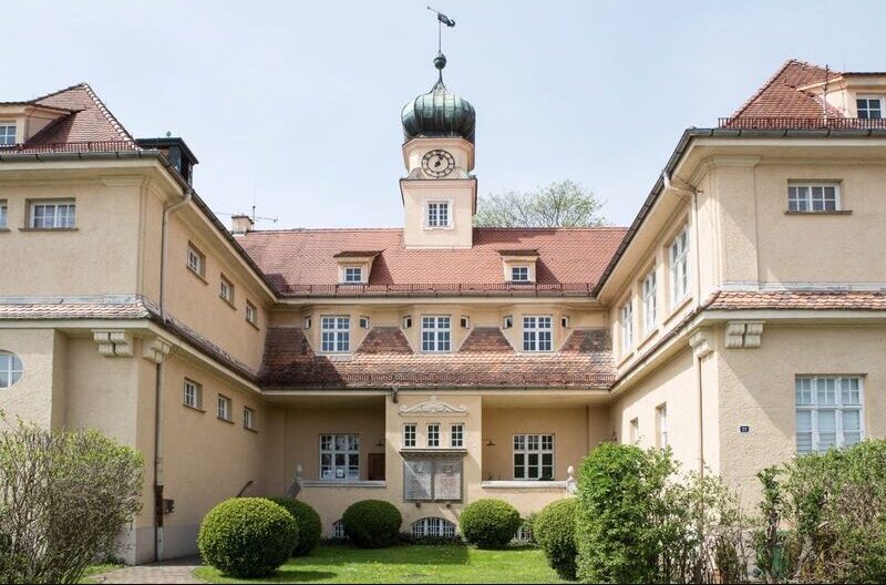 IMU Augsburg - YOGA und Rückenworkshops