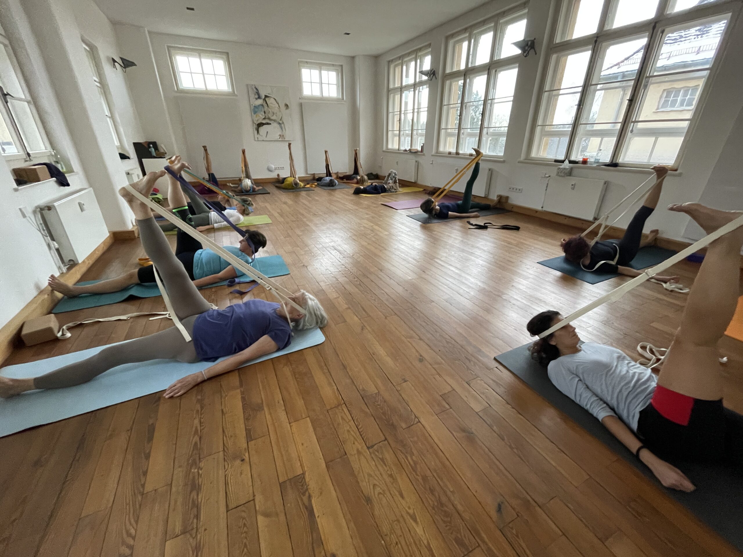 yoga und feldenkrais für deinen gesunden starken rücken