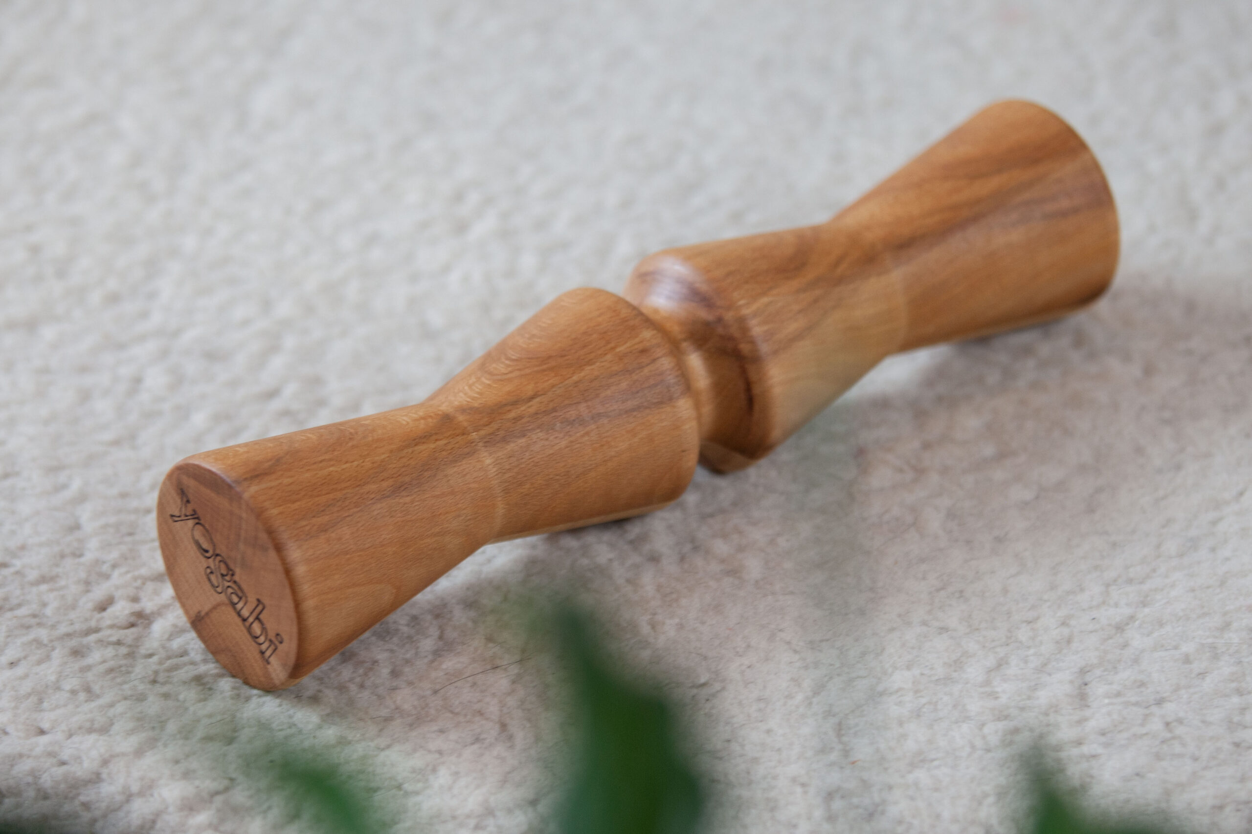 RollBack - die Faszienrolle aus Holz mit Hirn